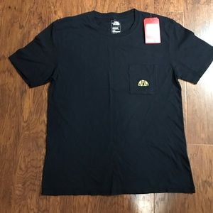 New w tags North Face men’s navy blue T shirt